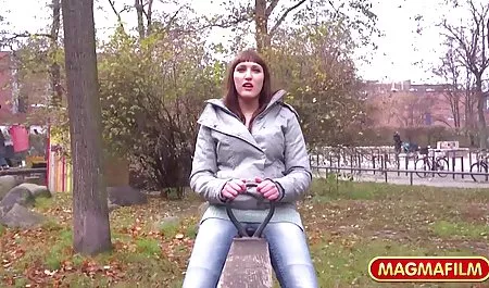 Молода студентка Зої красиві волохаті піськи Монро отримує її киска товчений
