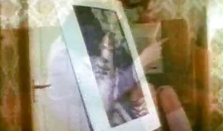 Партнерська маледо дивитися красиве порно відео безкоштовно АЛТ секс пальцями і грати