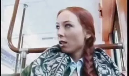 Невеликий Дельфін і Кіара ніч rhfcbdjt gjhyj рв лесбіянок